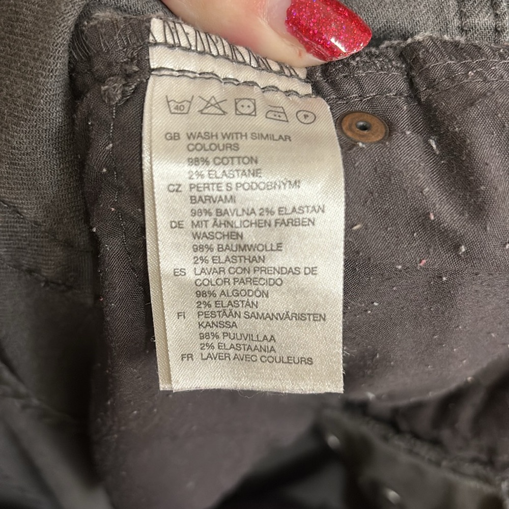 H&M Gray Low Rise Button Fly Skinny Jeans - Picture 8 of 12